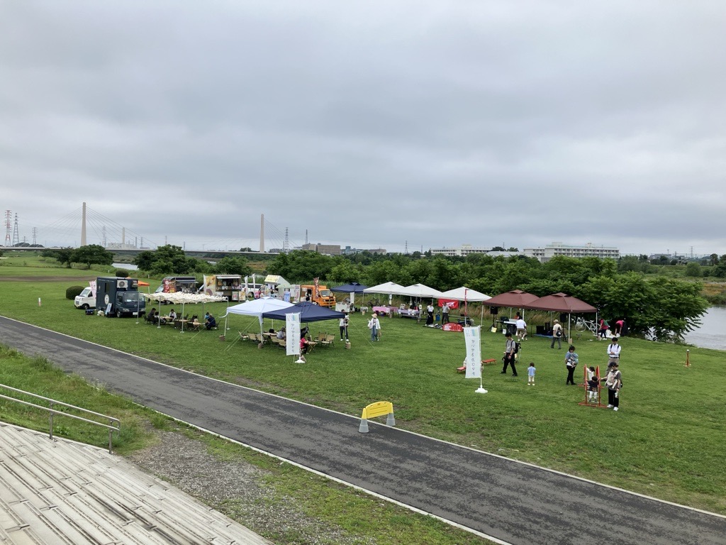 せいせきカワマチ（聖蹟桜ヶ丘多摩川河川敷芝生広場およびキッチンカースペース）のガイドライン（2025年8月版）を更新しました。